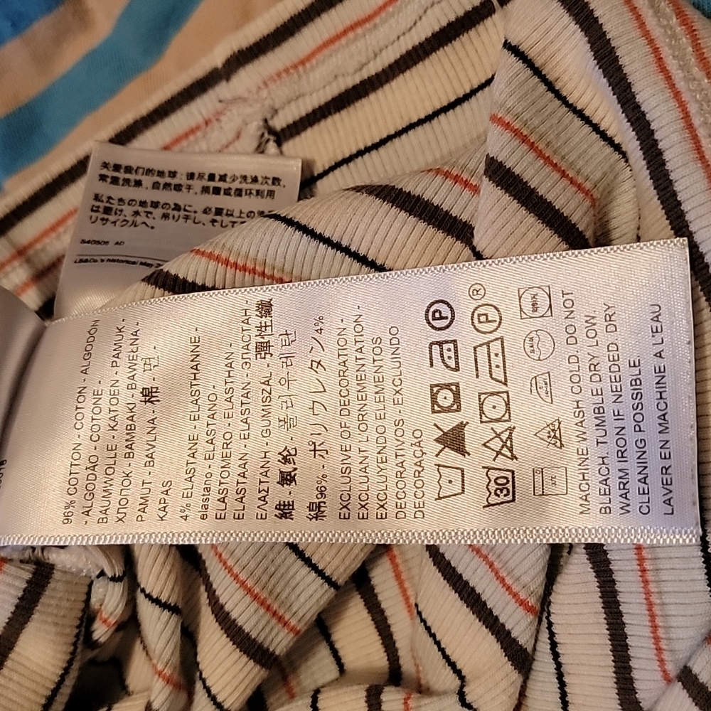 LEVI'S Top - Size L - Picture 5 of 5